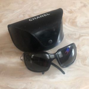 Authentic Chanel sun glass